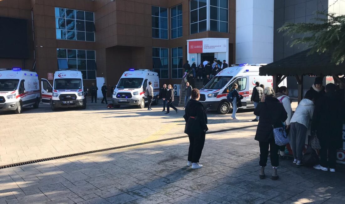 Giresun Olimpik Yüzme Havuzu’nda Zehirlenme Şüphesi: 48 Çocuk ve 5 Yetişkin Hastaneye Kaldırıldı