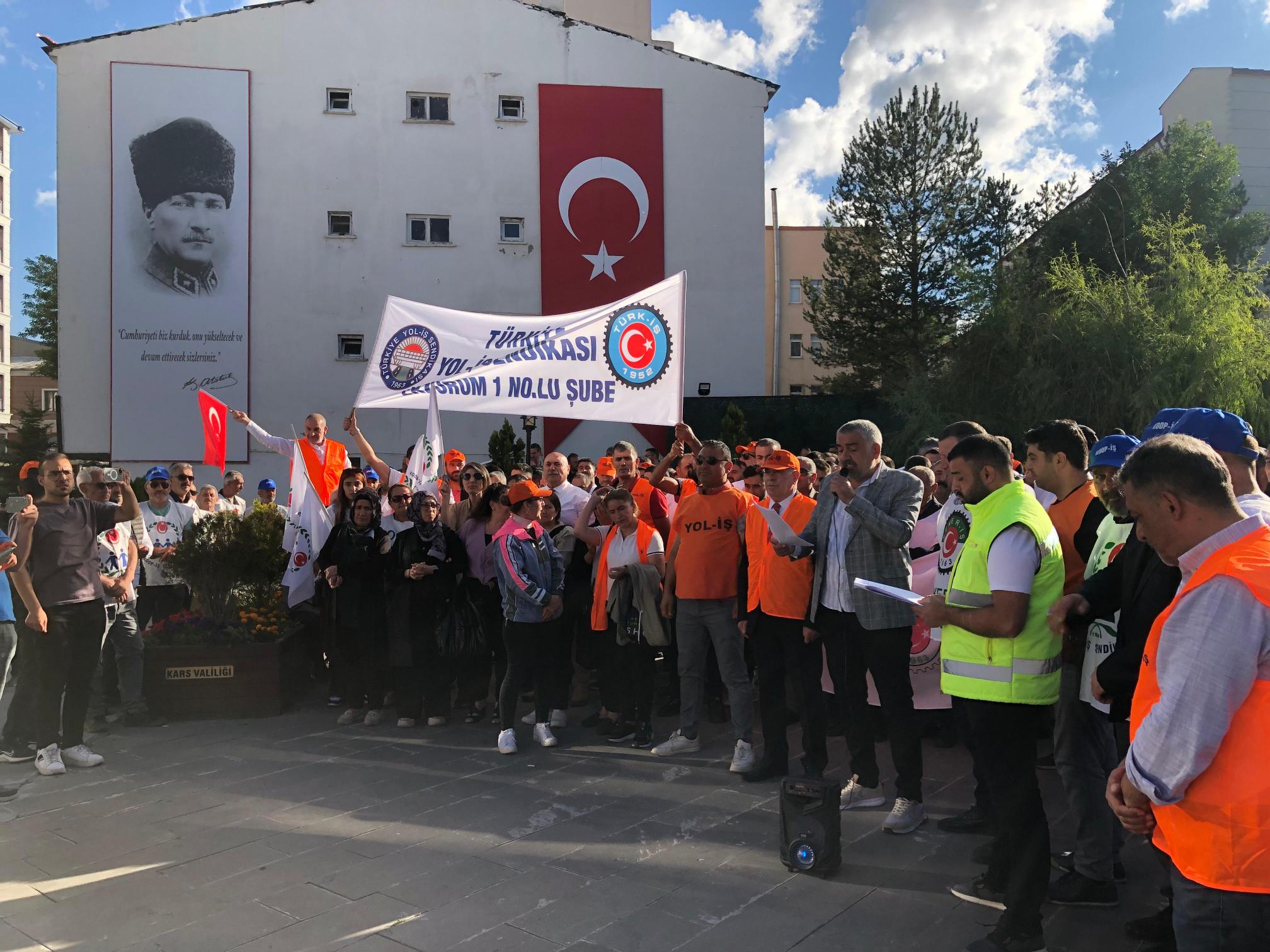 TÜRK-İŞ’ten Türkiye Genelinde Eylem: Kars’ta Hükümetin Zam Teklifine Tepki
