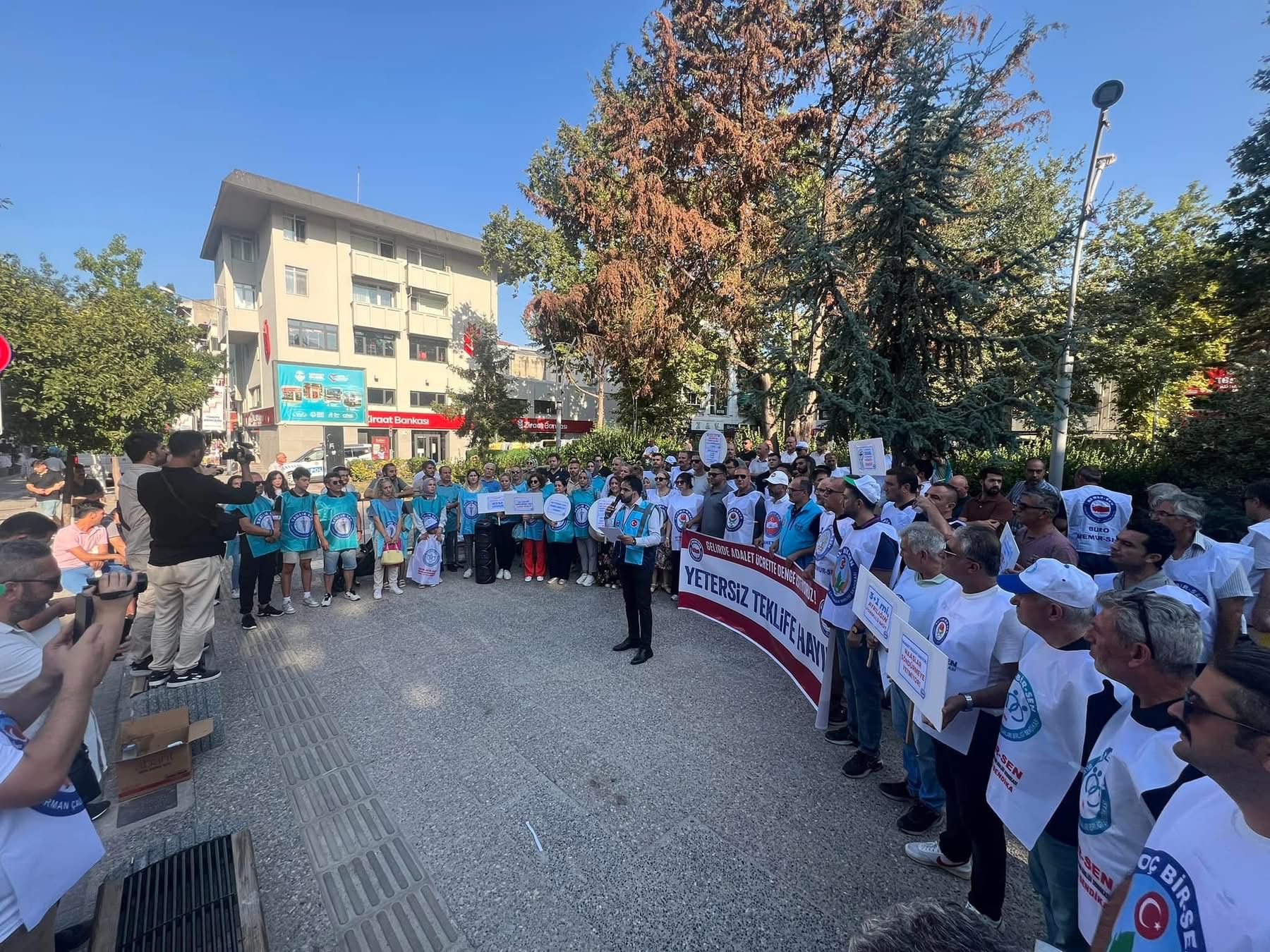 Memur-Sen Yalova’dan “Yetersiz Teklife Hayır” Eylemi