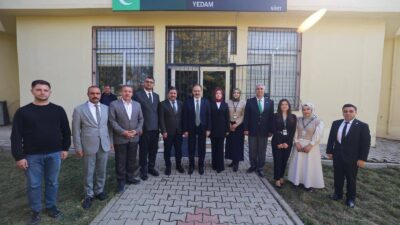 Siirt Valisi Dr. Kemal Kızılkaya ve Eşi Nurten Kızılkaya, Yeşilay YEDAM Merkezini Ziyaret Etti